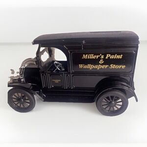 Vintage 1989 ERTL 1917  Ford Model T Delivery Metal Bank Miller's Paint With Box